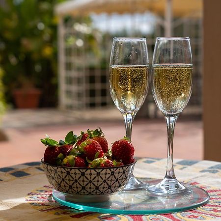 Donna Caterina House, Autentica Oasi Di Confort E Relax Nel Cuore Della Sicilia Pietraperzia Exterior foto