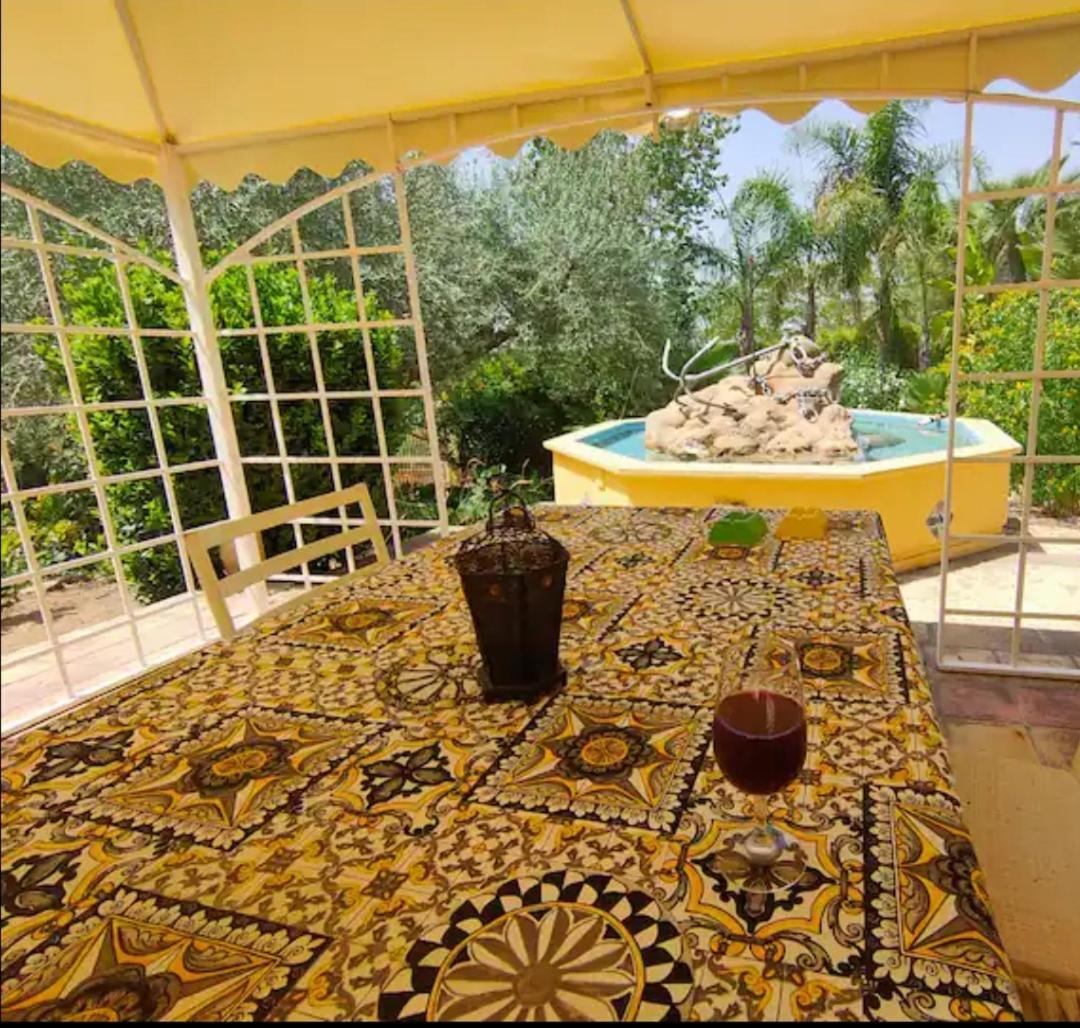 Donna Caterina House, Autentica Oasi Di Confort E Relax Nel Cuore Della Sicilia Pietraperzia Exterior foto